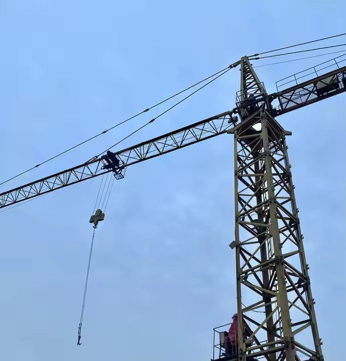 12 toneladas 40 metros grúa de torre Jib grúa de escalada interna 15 metros 18 metros 25 metros 60 metros 70 metros